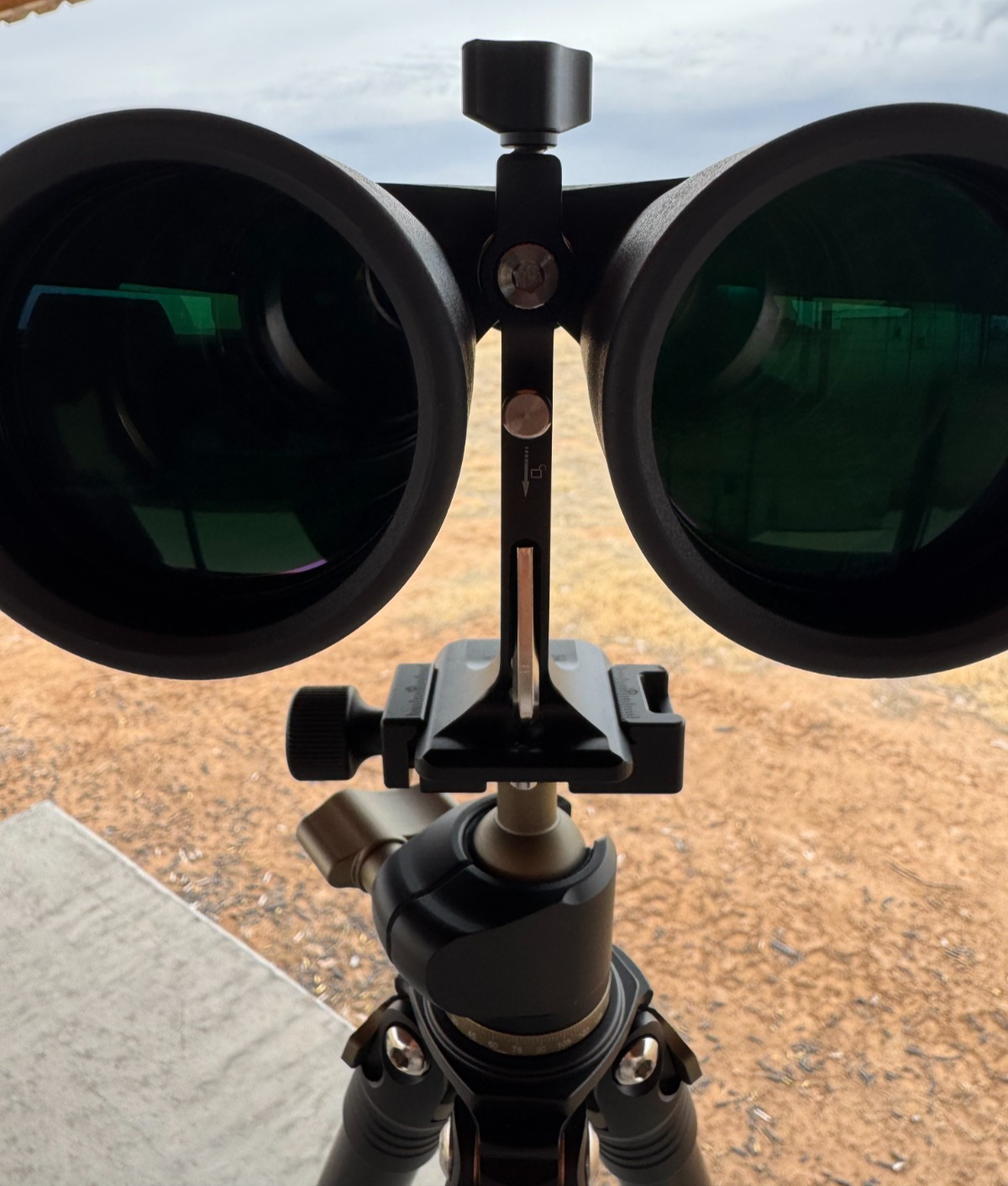 Linkogear BM-01 Bino Adapter Arca Swiss & 1/4-20 Mount Aluminum